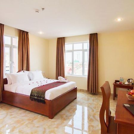 Samnang Laor Phnom Penh Hotel Ngoại thất bức ảnh