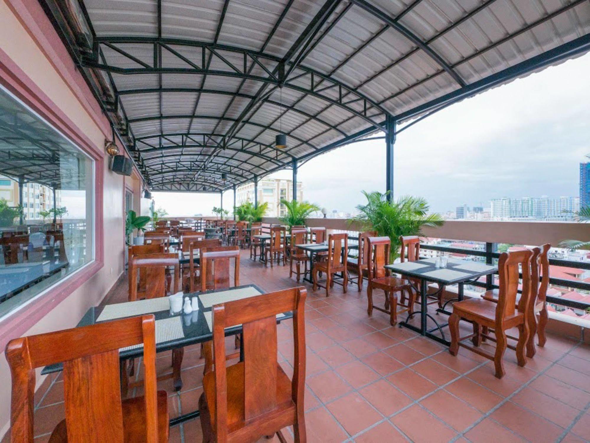 Samnang Laor Phnom Penh Hotel Ngoại thất bức ảnh