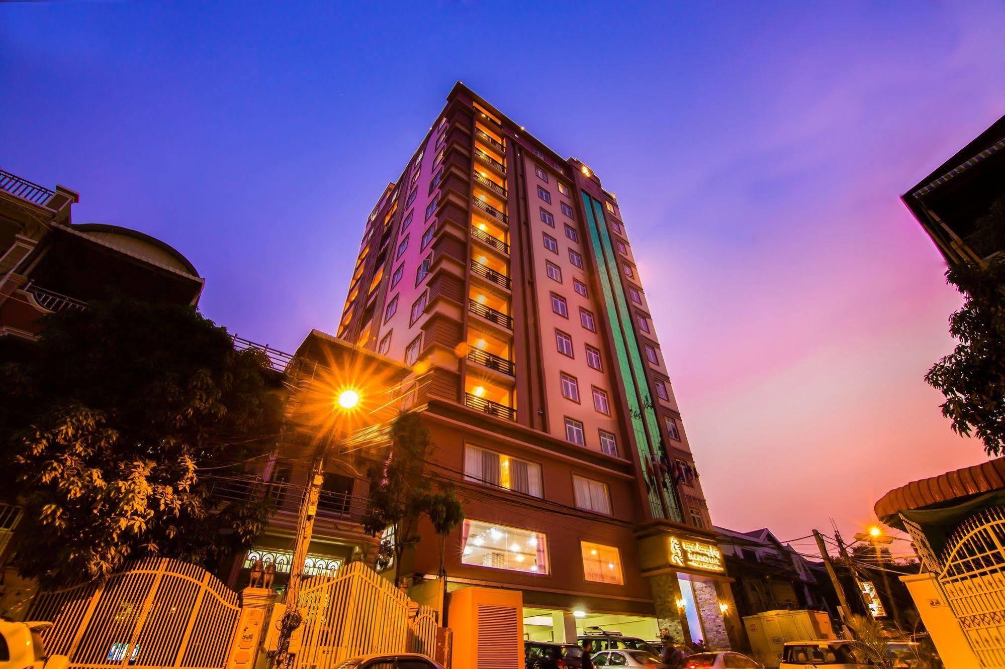 Samnang Laor Phnom Penh Hotel Ngoại thất bức ảnh