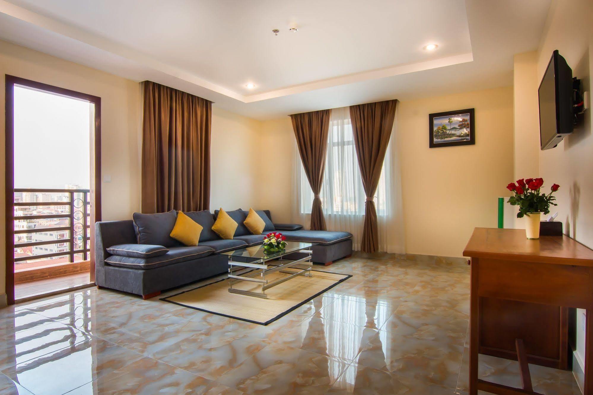 Samnang Laor Phnom Penh Hotel Ngoại thất bức ảnh
